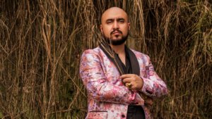 Andres Franco Moda Masculina Flores Estampadas